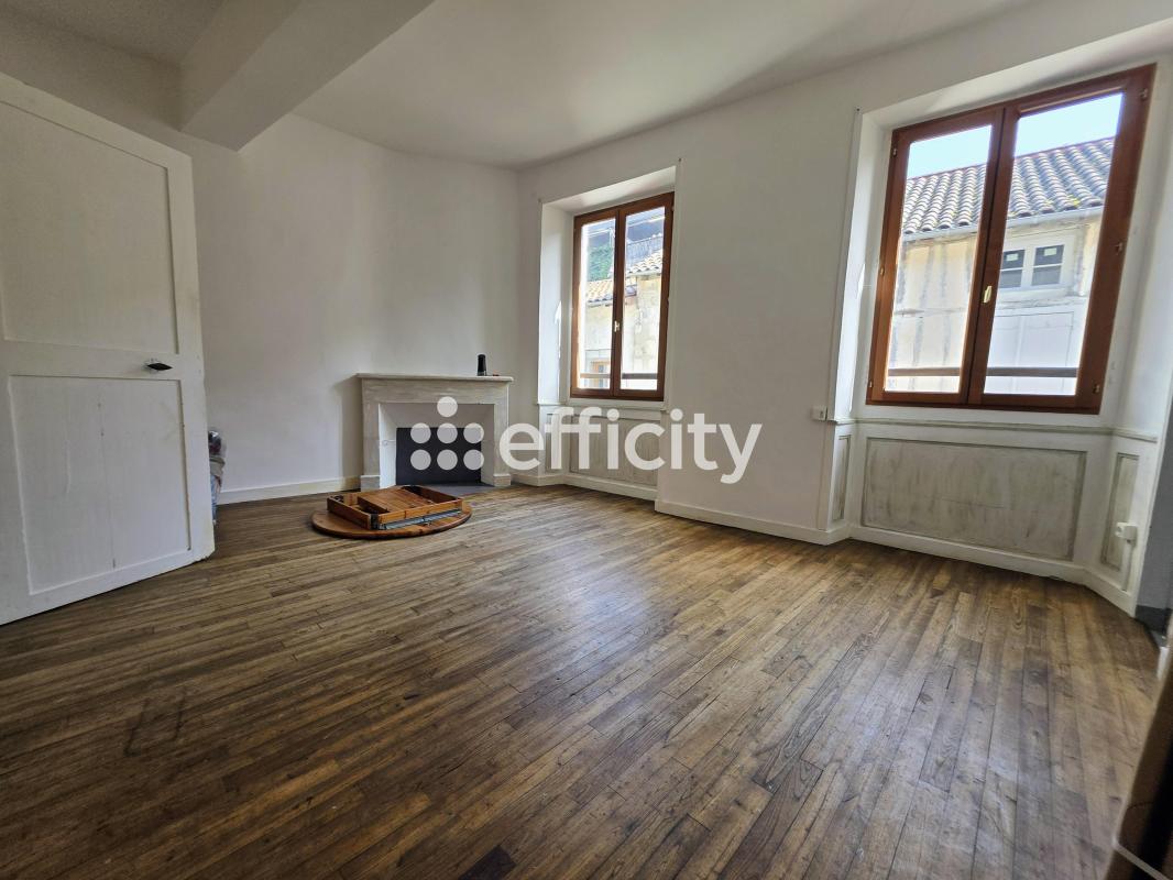 Immeuble 8 Pièce(s) Nontron