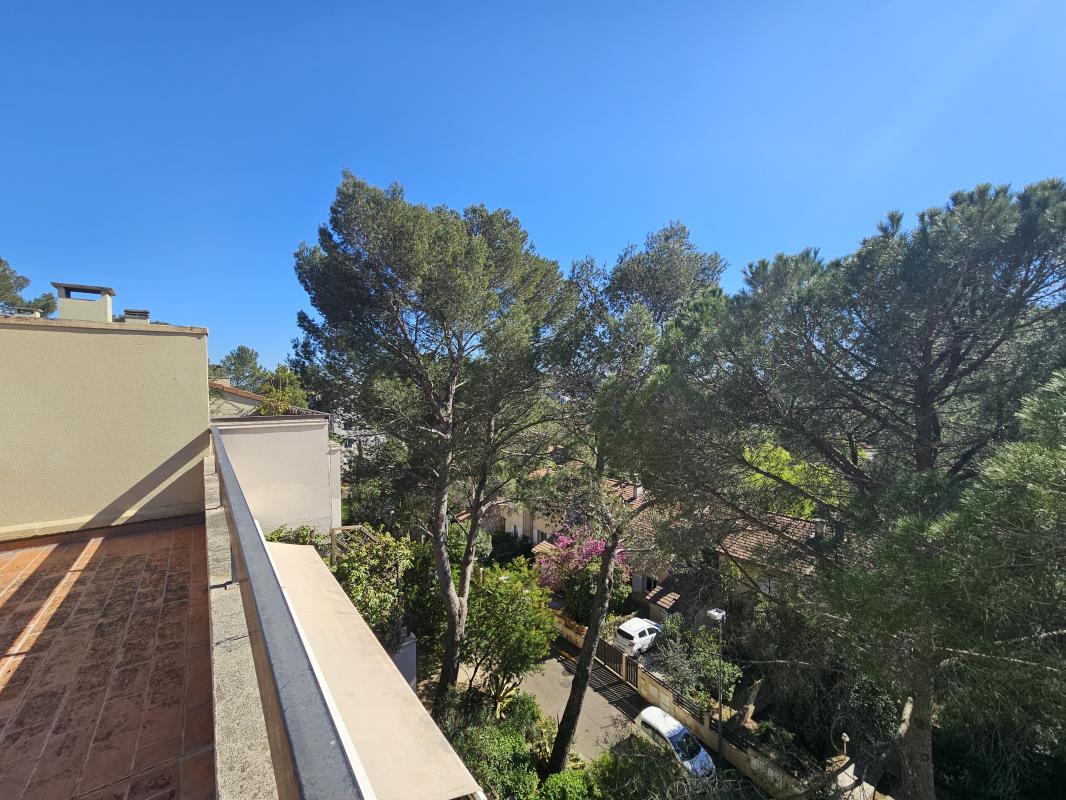 Appartement 4 Pièce(s) Nîmes