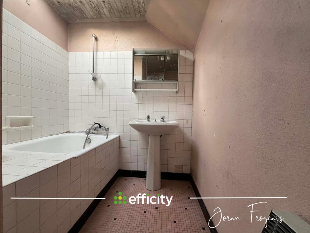 Maison 4 Pièce(s) Bain-de-Bretagne