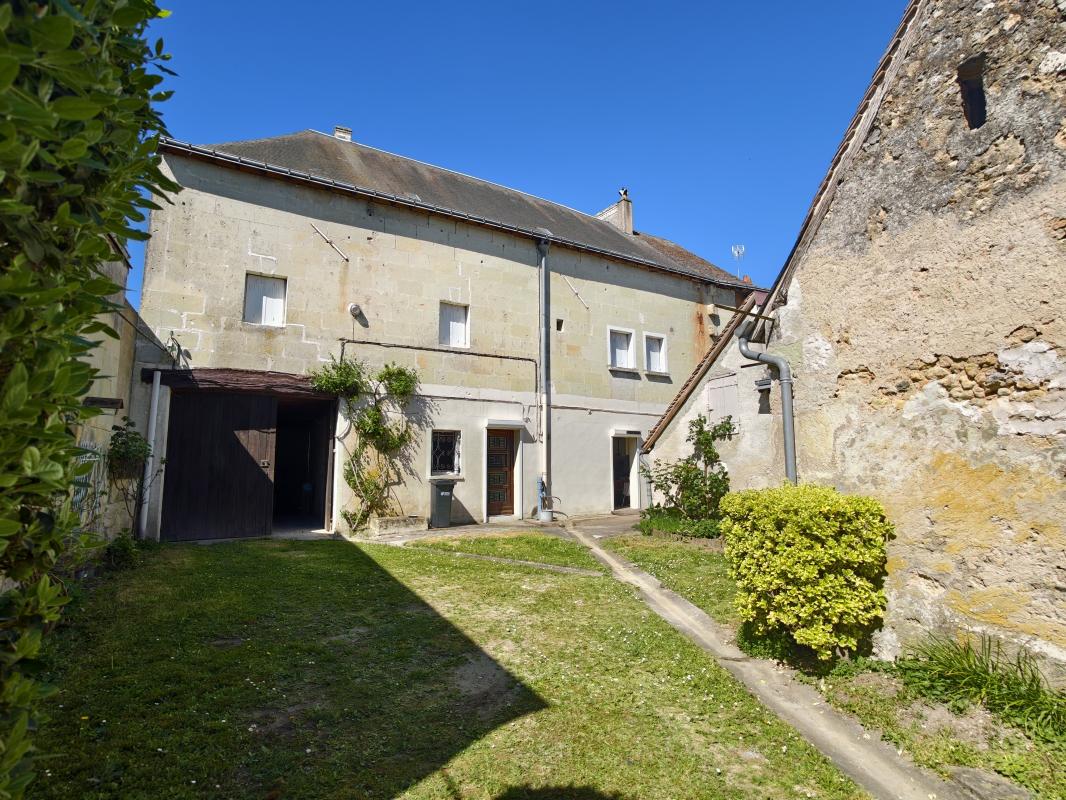 Maison de ville 7 Pièce(s) Neuillé-Pont-Pierre