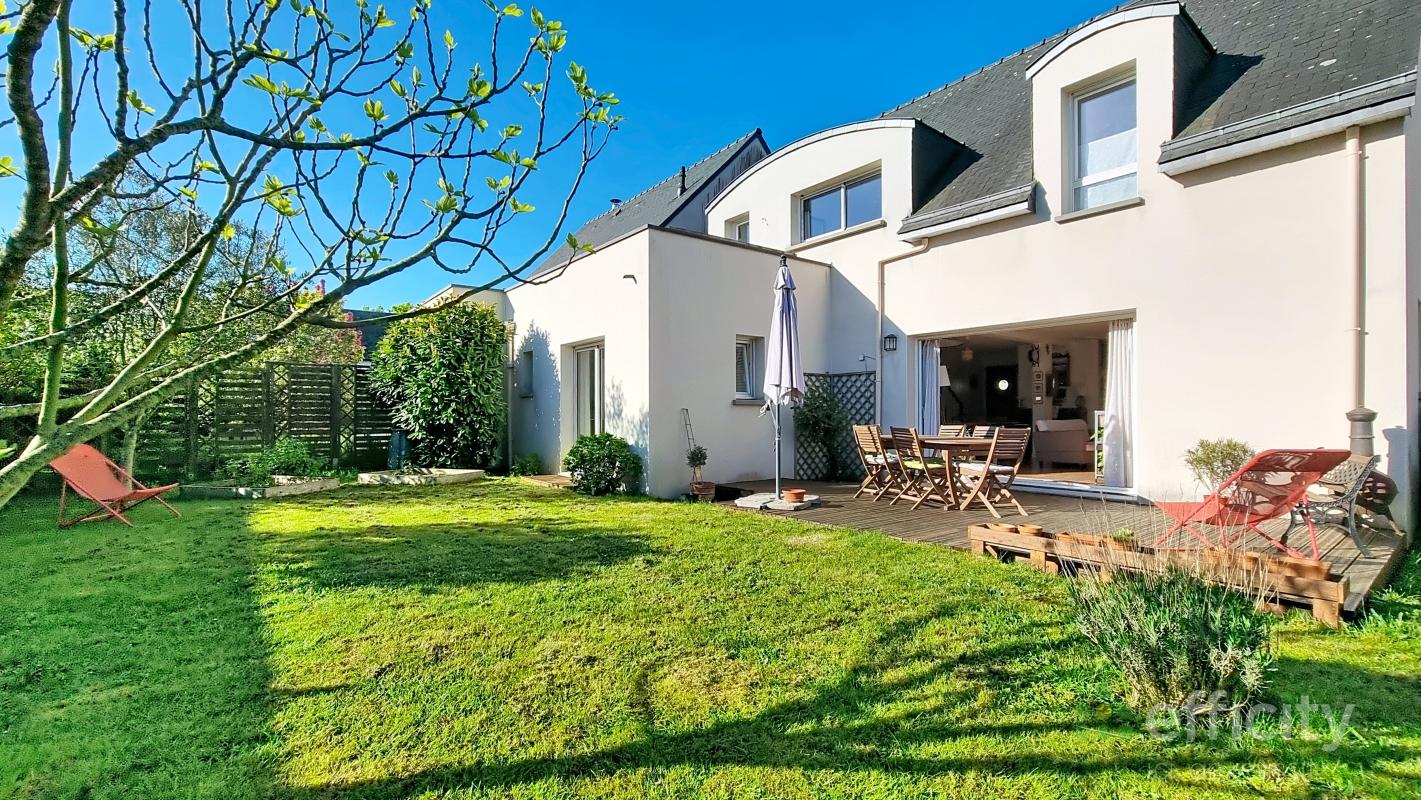 Maison de ville 8 Pièce(s) Thorigné-Fouillard