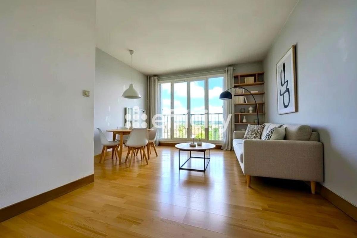 Appartement 1 Pièce(s) Épinay-sur-Seine