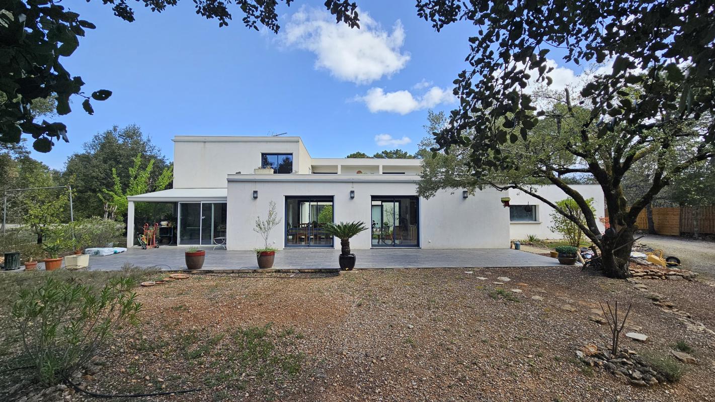 Maison d'architecte 6 Pièce(s) Régusse