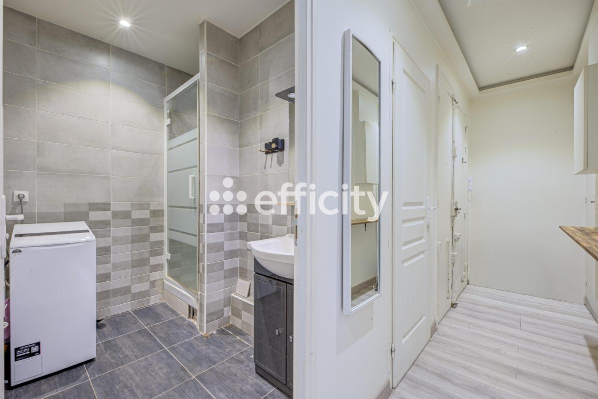 Appartement 3 Pièce(s) Paris 18eme Arrondissement