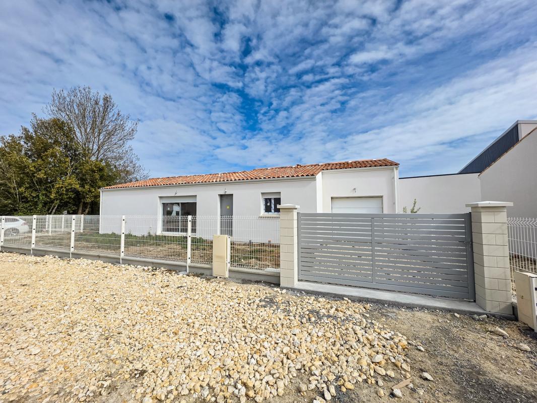 Maison 4 Pièce(s) Breuillet
