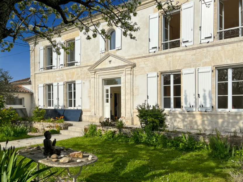 Maison 7 Pièce(s) Sainte-Sévère