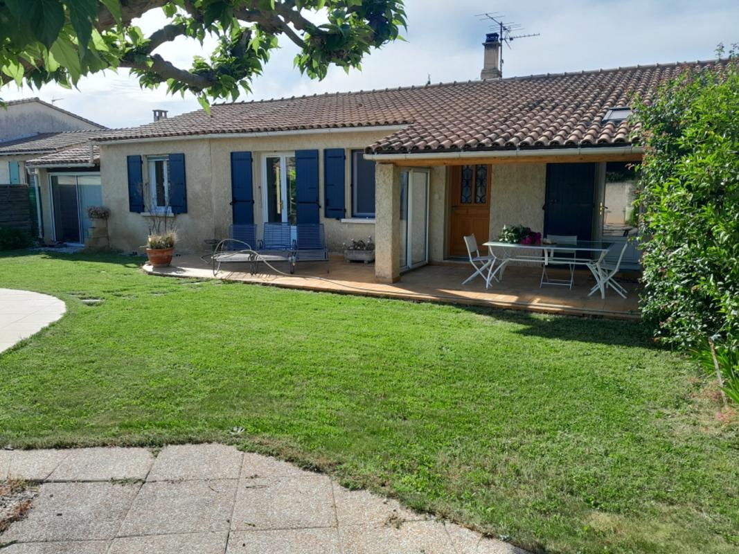 Villa 4 Pièce(s) Caumont-sur-Durance
