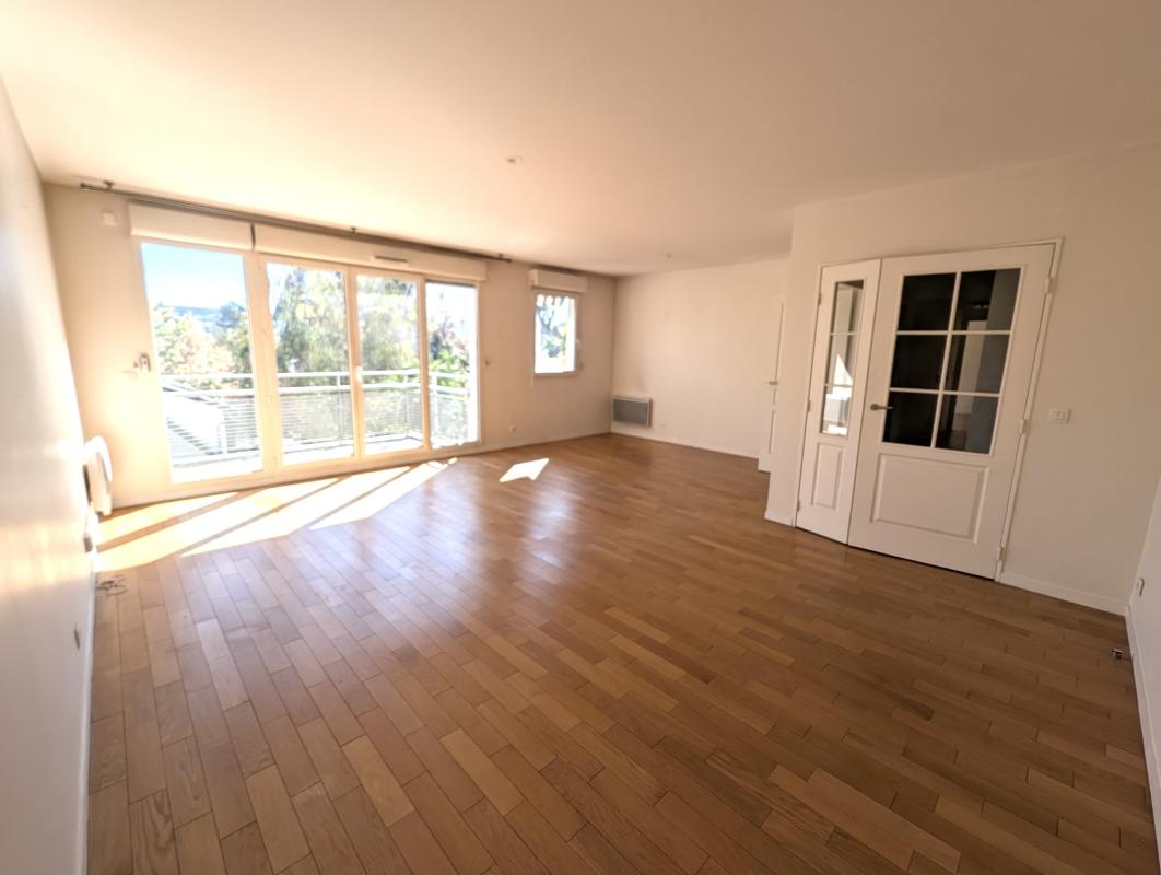 Appartement 6 Pièce(s) Le Chesnay-Rocquencourt - Photo 4