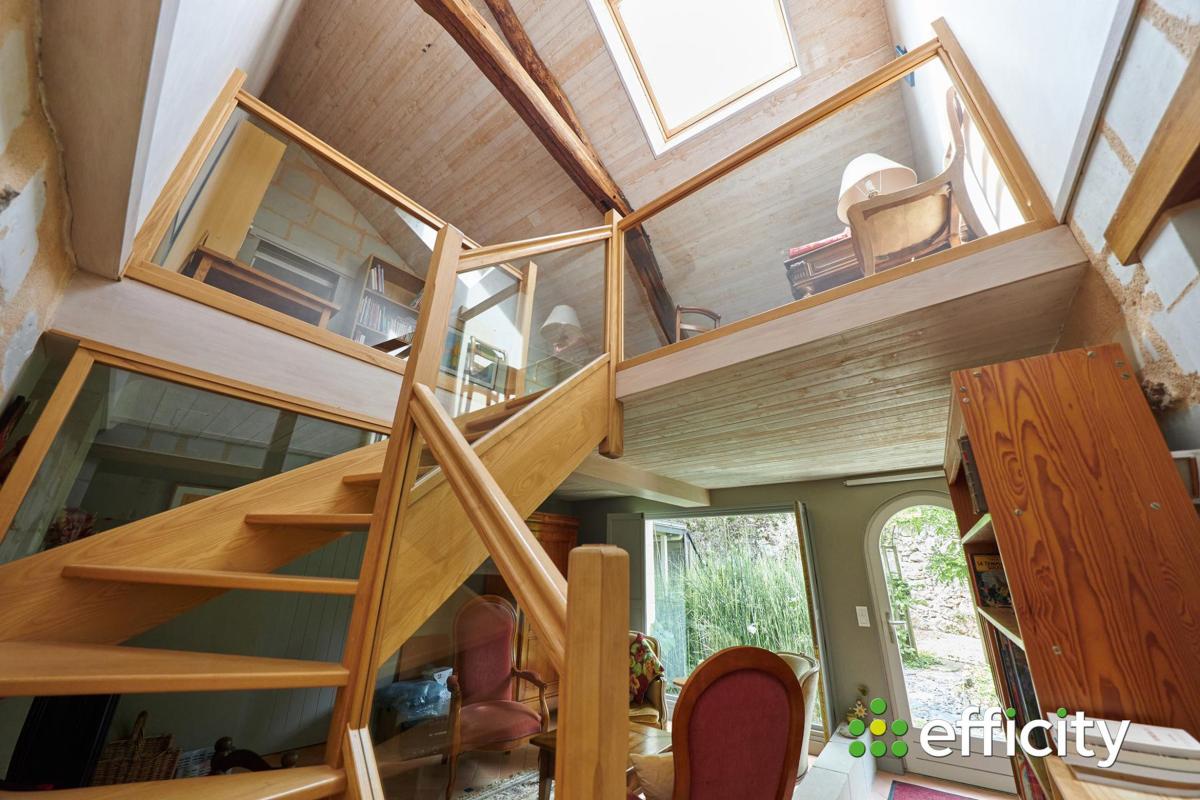 Maison 5 Pièce(s) Gennes-Val de Loire