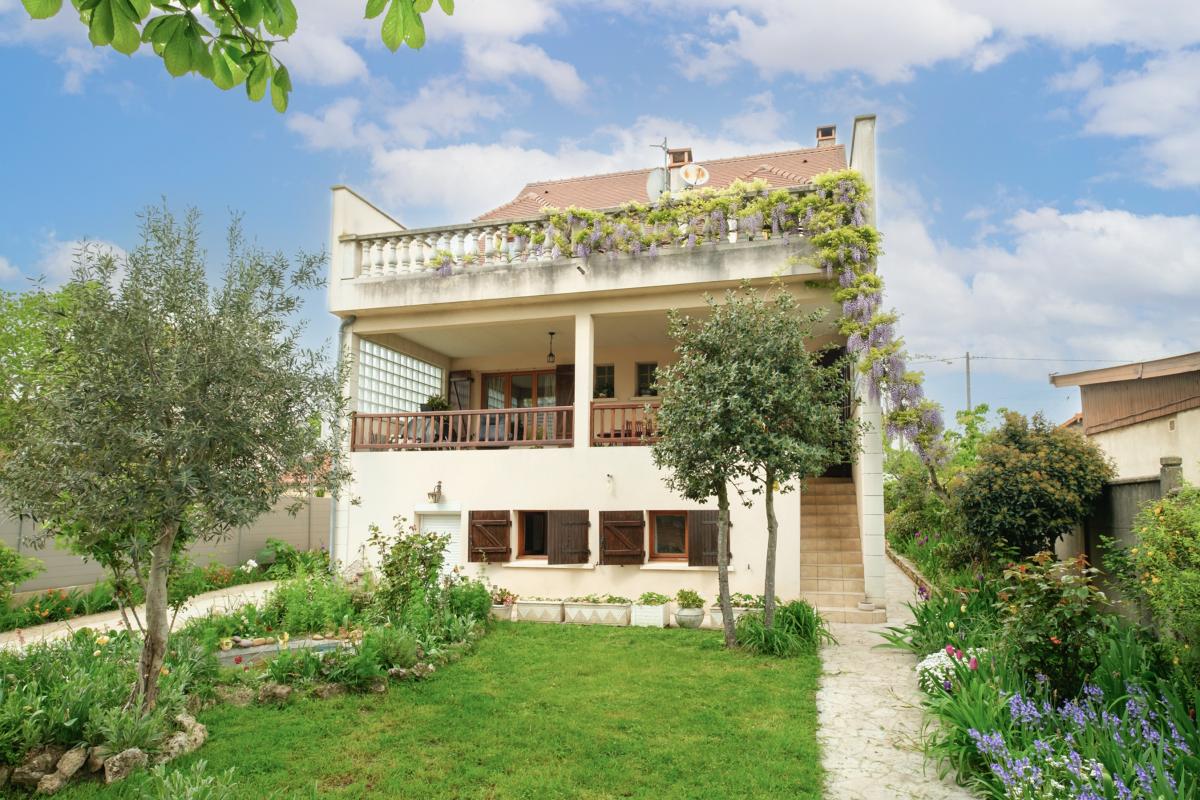 Maison 6 Pièce(s) Houilles