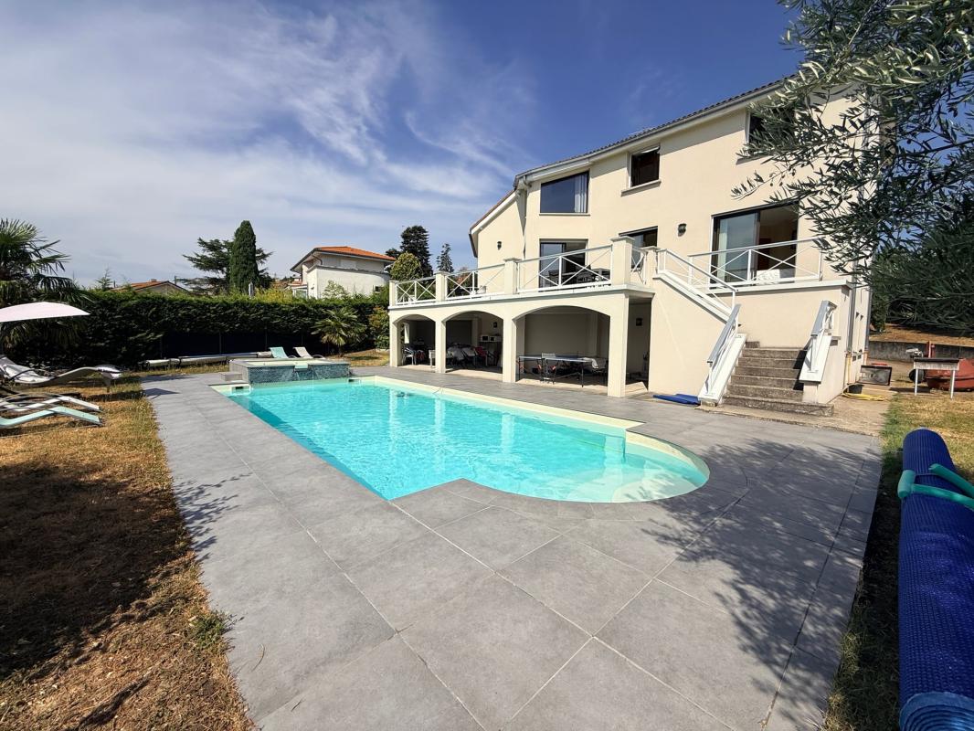 Maison 5 Pièce(s) Genilac