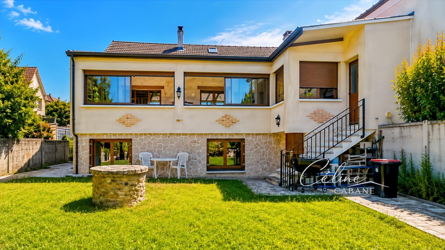 Maison 4 Pièce(s) Roissy-en-Brie