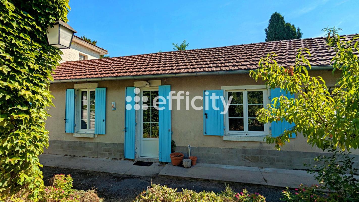 Maison 6 Pièce(s) Barbezieux-Saint-Hilaire