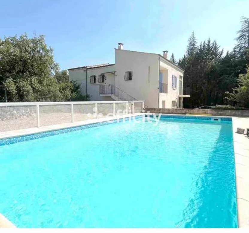 Villa 7 Pièce(s) Apt