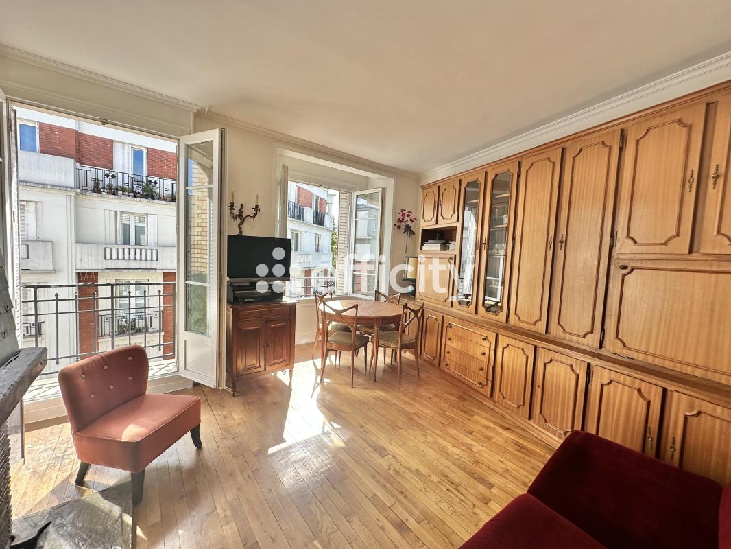 Appartement 3 Pièce(s) Paris 17eme Arrondissement