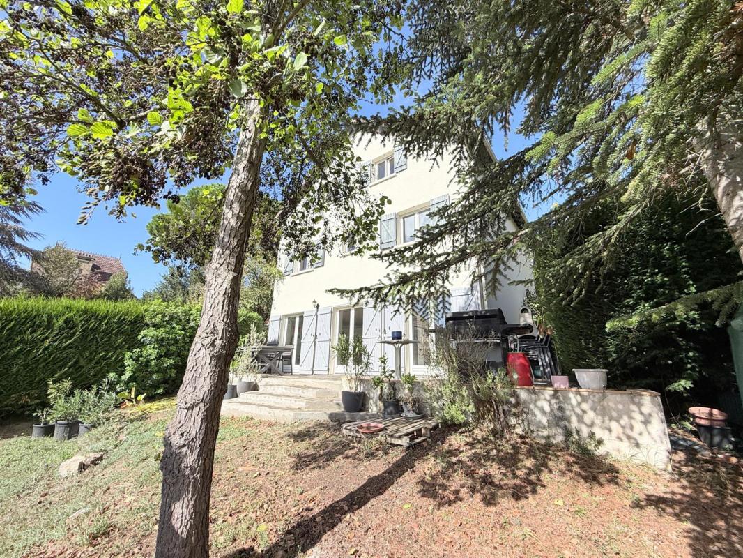 Maison de ville 9 Pièce(s) Juziers