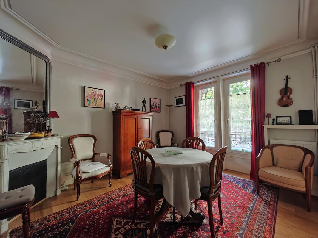 Appartement 3 Pièce(s) Paris 10eme Arrondissement