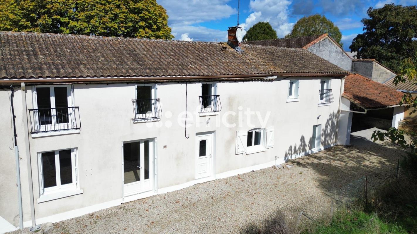 Maison longère 6 Pièce(s) Ruelle-sur-Touvre