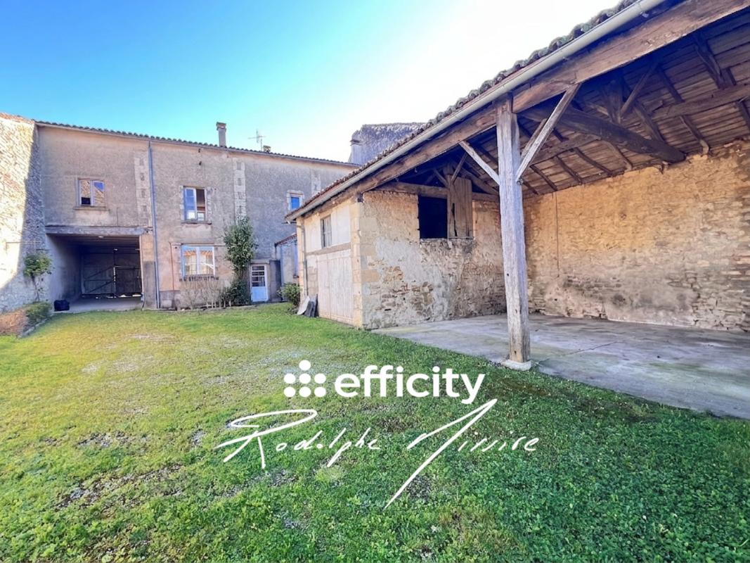 Maison 8 Pièce(s) Chef-Boutonne