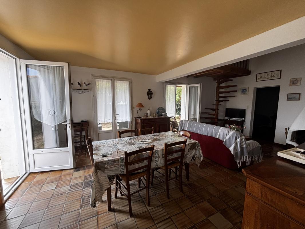 Maison 4 Pièce(s) La Couarde-sur-Mer - Photo 2