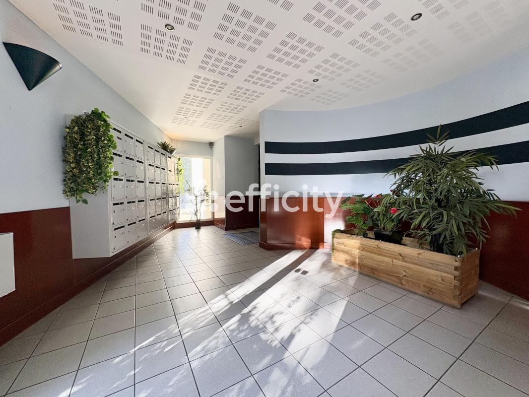 Appartement 1 Pièce(s) Courbevoie - Photo 7