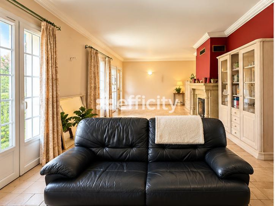 Maison 7 Pièce(s) Chennevières-sur-Marne - Photo 2