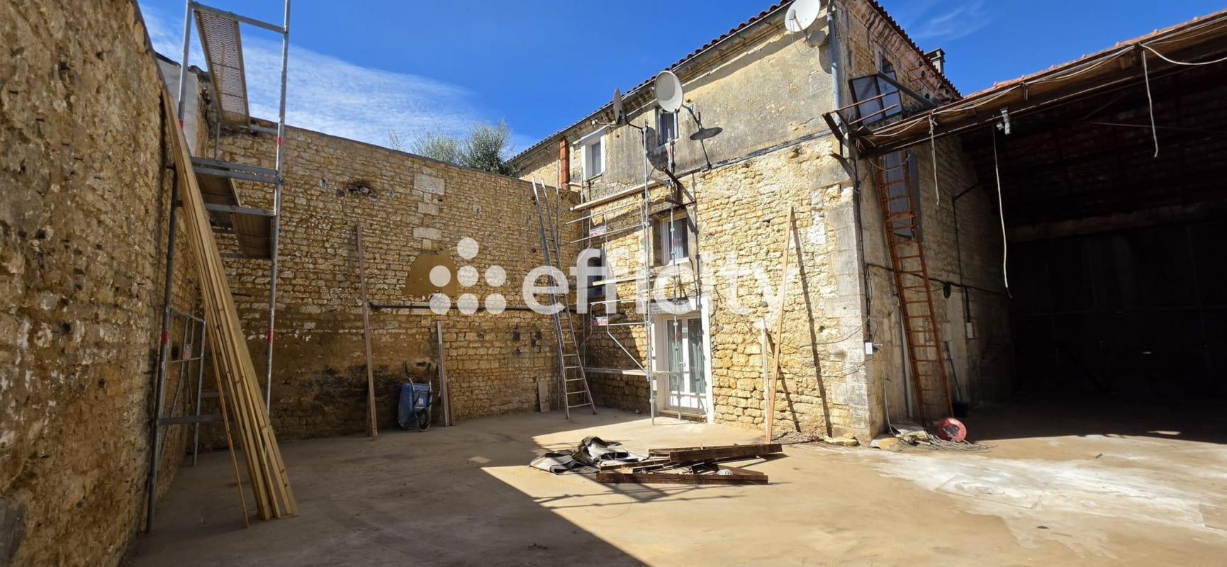 Maison 6 Pièce(s) Angoulême - Photo 2
