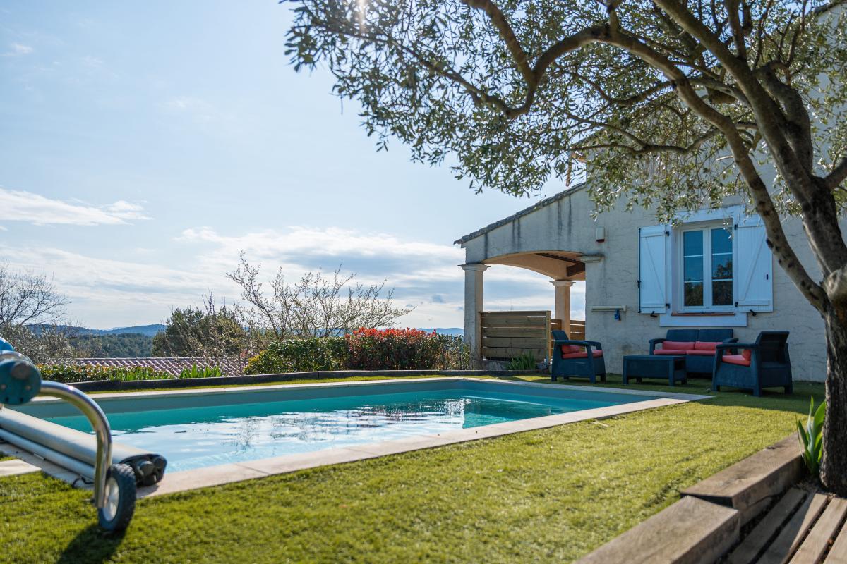 Villa 7 Pièce(s) Flassans-sur-Issole