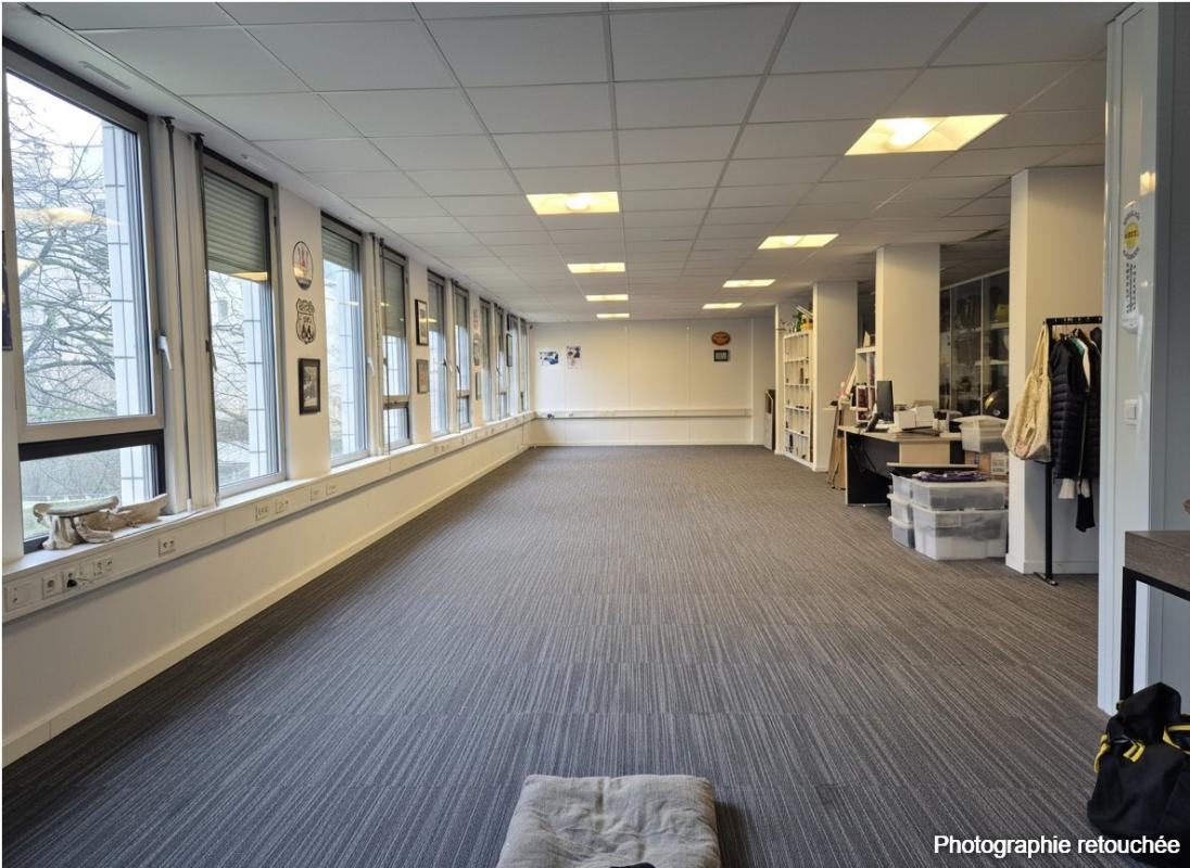Bureau 1 Pièce(s) Courbevoie