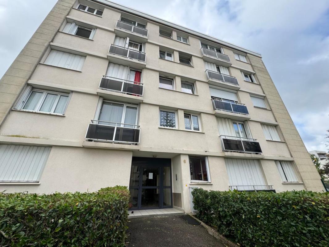 Appartement 3 Pièce(s) Fontenay-le-Fleury