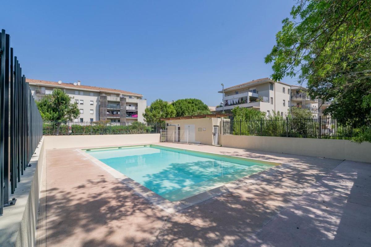 Appartement 3 Pièce(s) Marseille 13eme Arrondissement