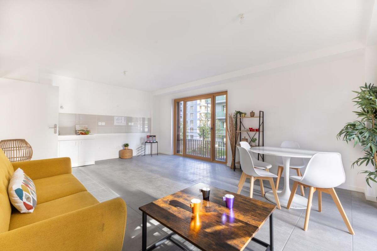 Appartement 4 Pièce(s) Saint-Ouen-sur-Seine