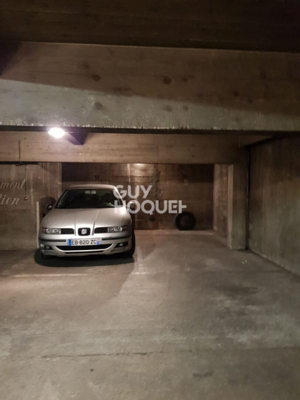 Parking  Paris 10eme Arrondissement