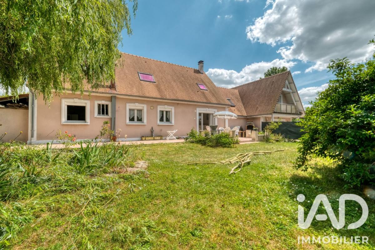Maison traditionnelle 10 Pièce(s) Saint-Pathus