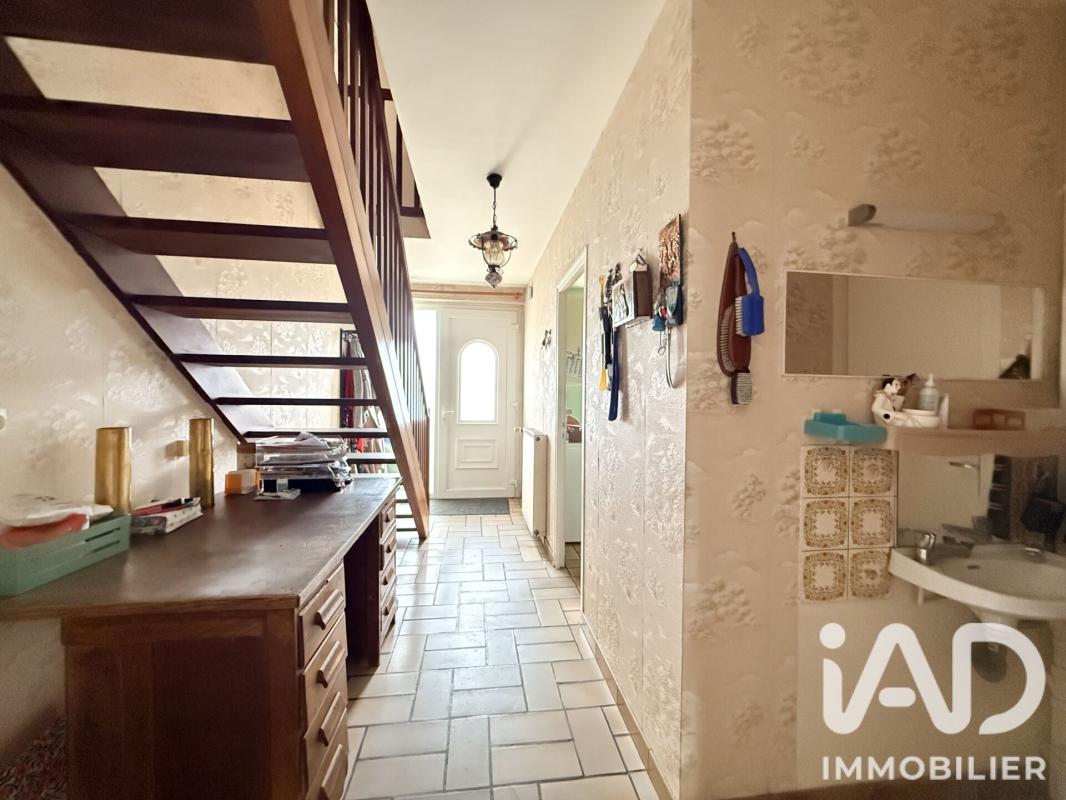 Maison 6 Pièce(s) Ducey-Les Chéris - Photo 4