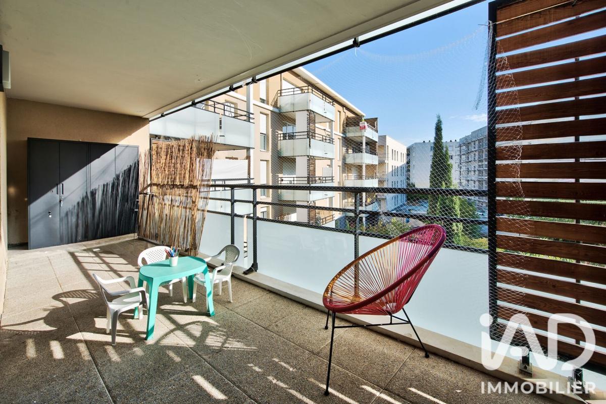 Appartement 4 Pièce(s) Bron
