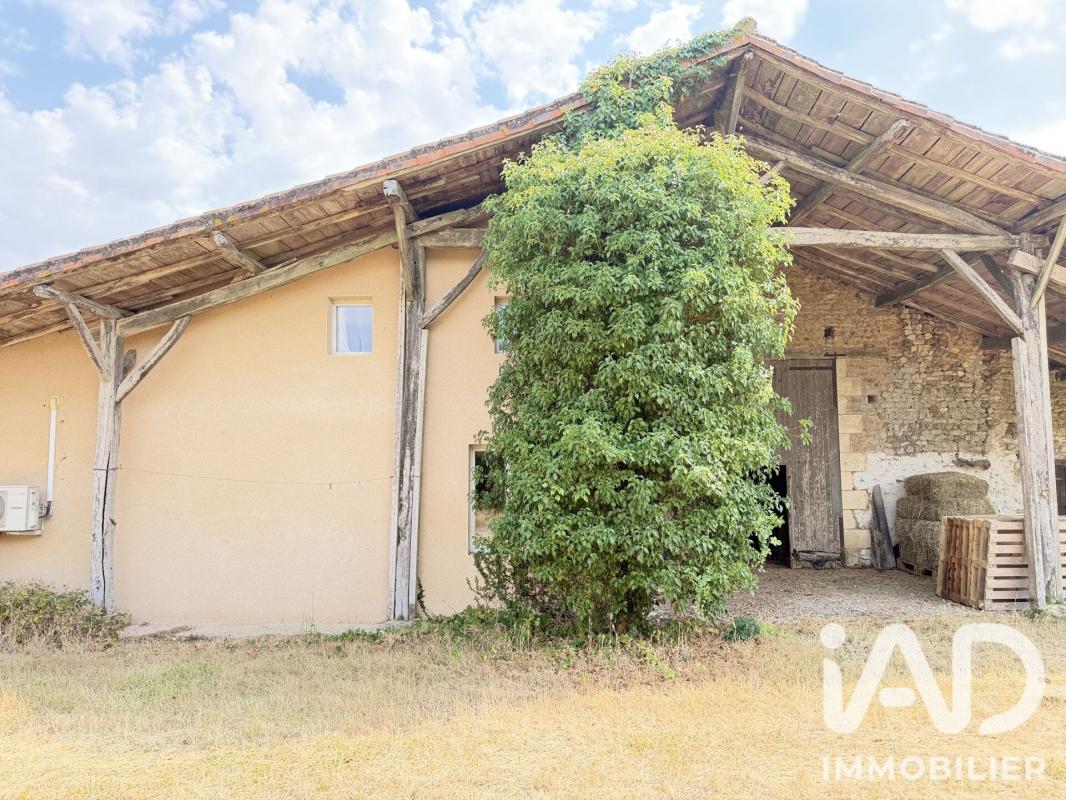 Maison 6 Pièce(s) Champagné-Saint-Hilaire - Photo 4