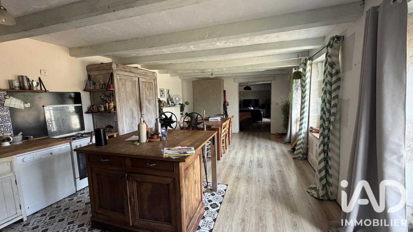 Maison 6 Pièce(s) Champagné-Saint-Hilaire - Photo 15