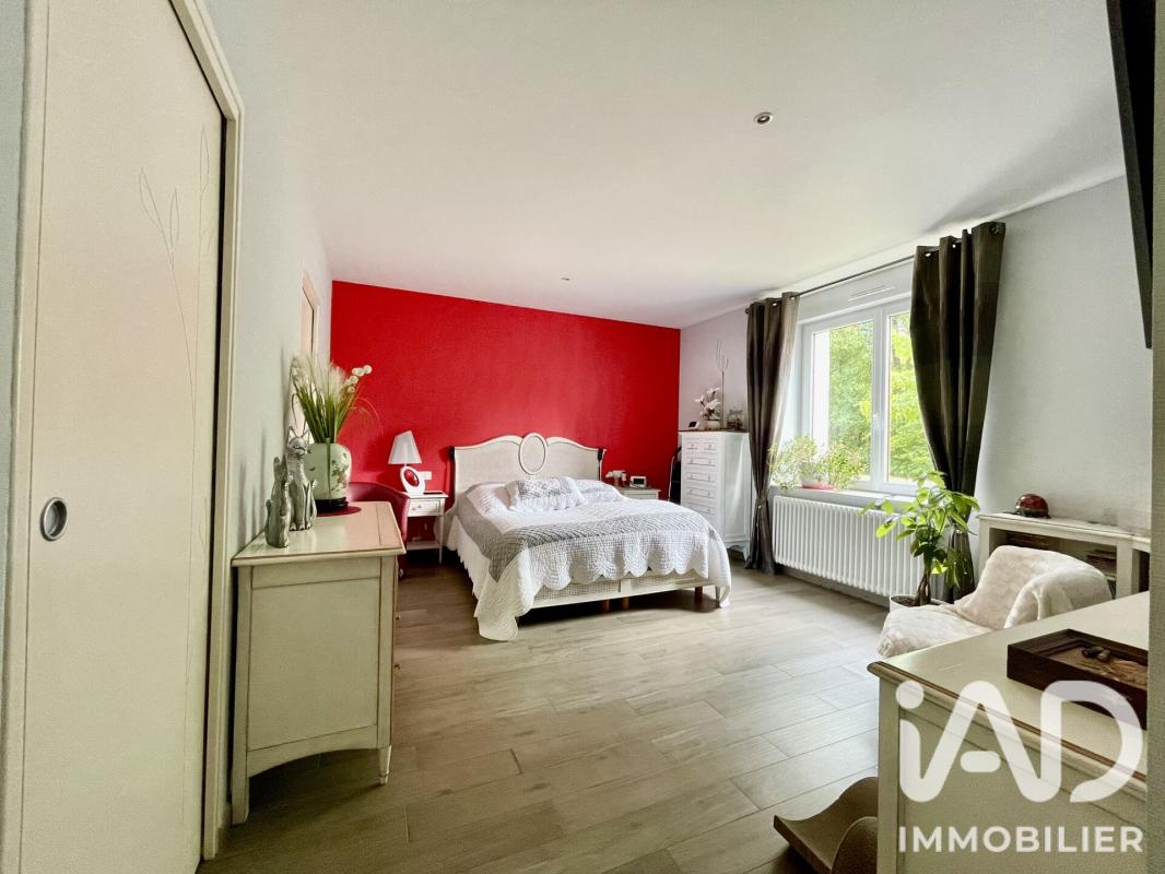 Maison 8 Pièce(s) Chesnois-Auboncourt - Photo 11