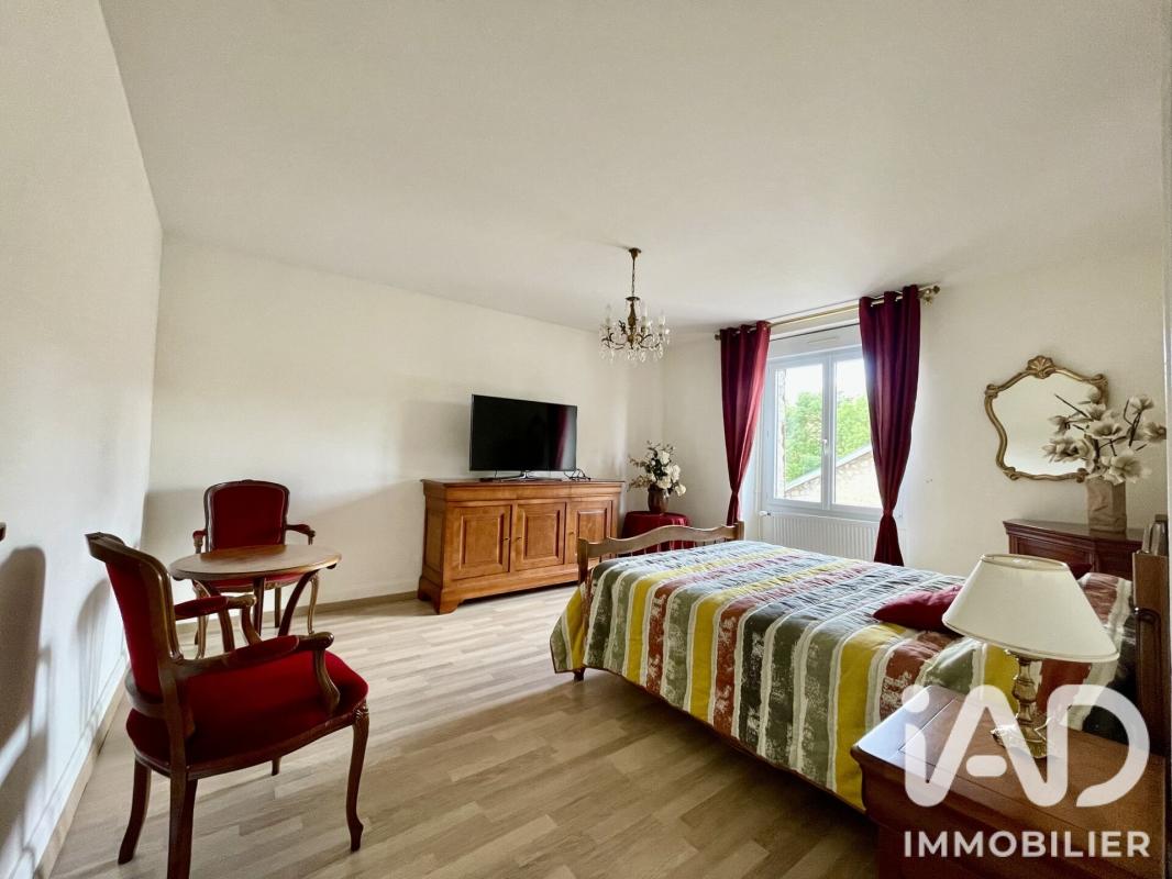 Maison 8 Pièce(s) Chesnois-Auboncourt - Photo 13