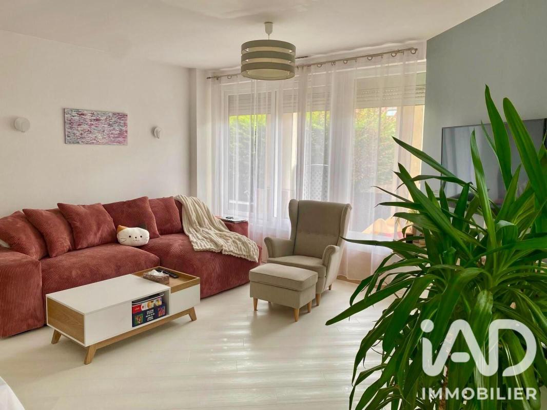 Appartement 5 Pièce(s) Montigny-le-Bretonneux - Photo 1