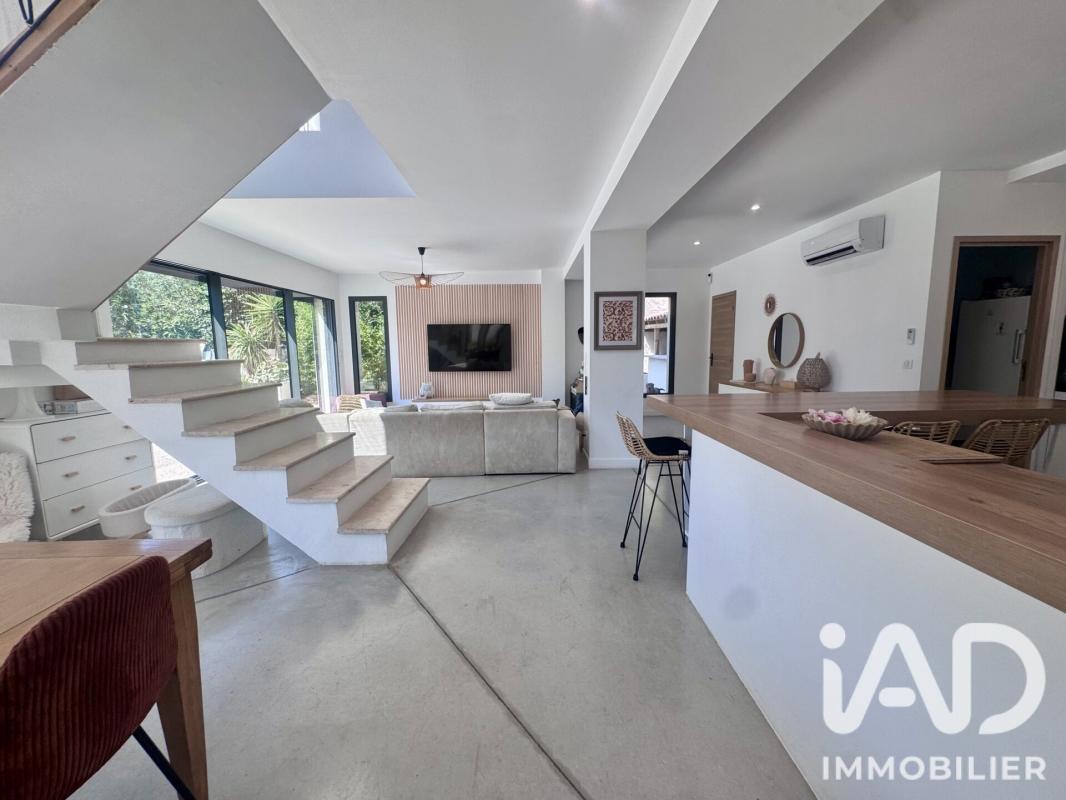 Maison 6 Pièce(s) Salon-de-Provence - Photo 2