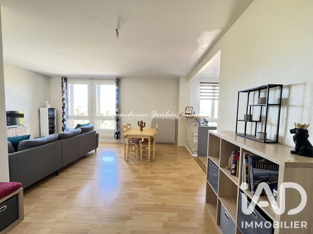 Appartement 3 Pièce(s) Nozay