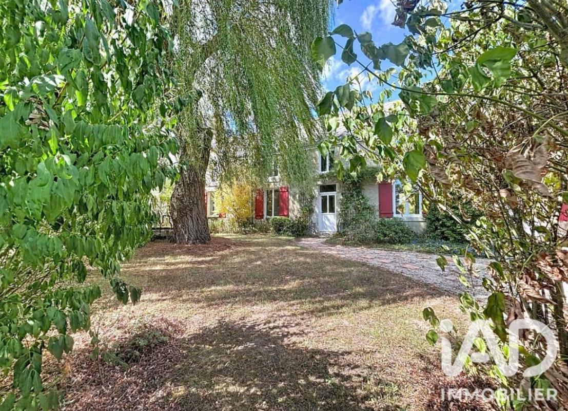 Maison longère 8 Pièce(s) Saint-Laurent-Nouan