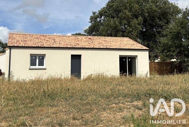 Maison 4 Pièce(s) Villeneuve-en-Retz