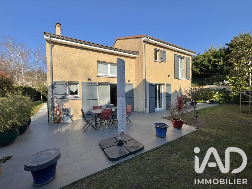 Maison 8 Pièce(s) Soisy-sur-Seine