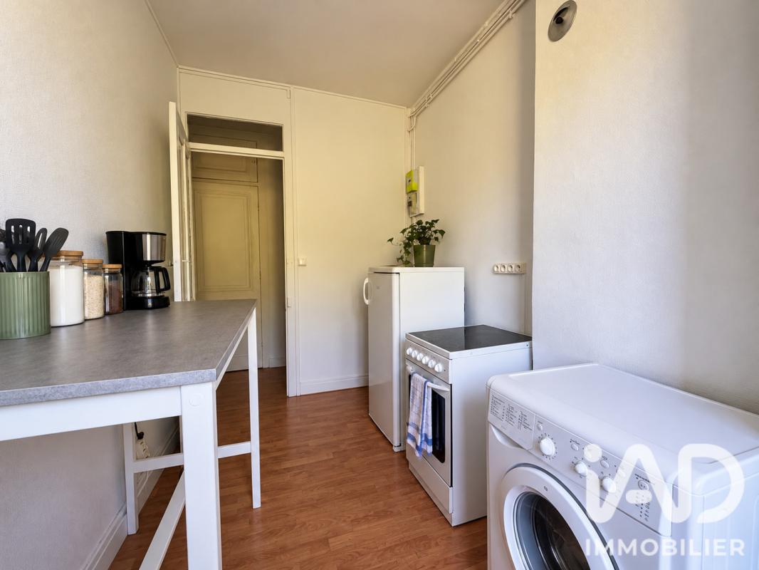 Appartement 2 Pièce(s) Lyon 7eme Arrondissement - Photo 3