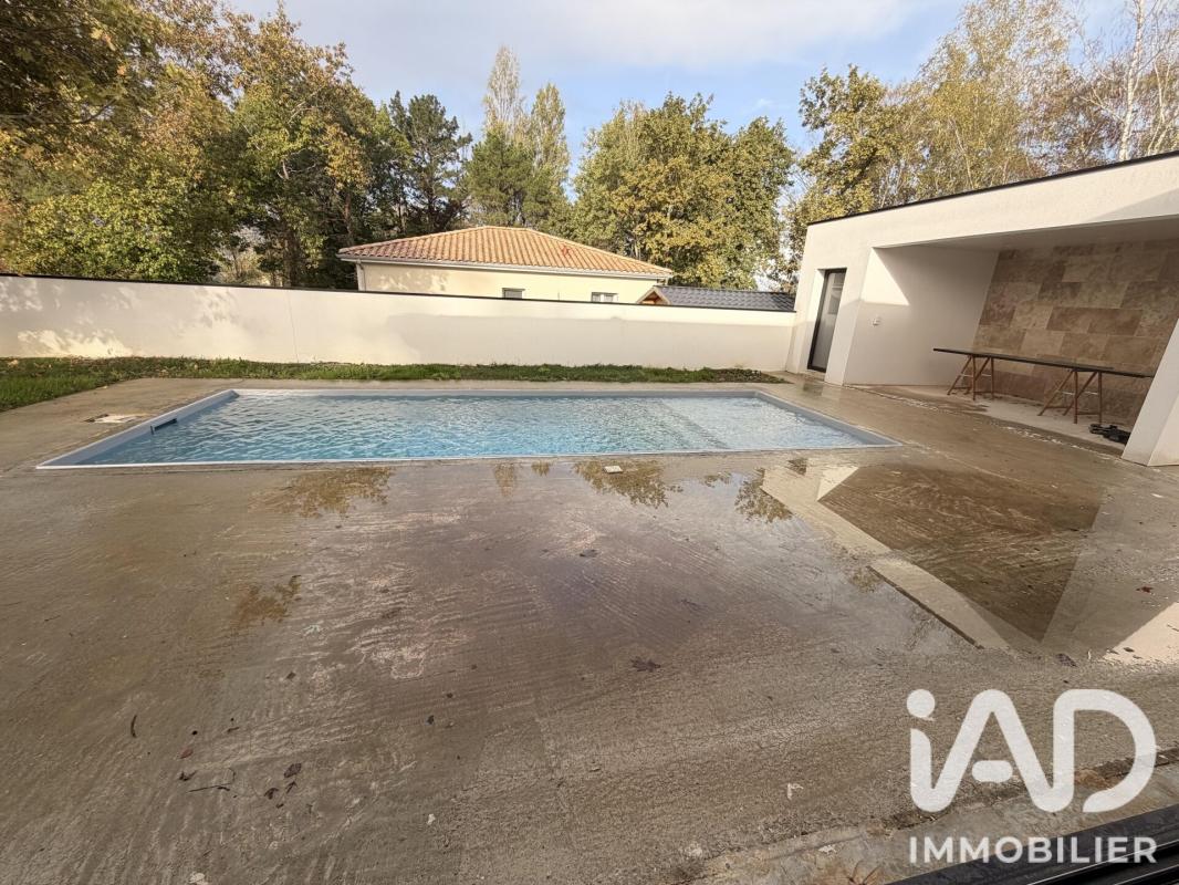 Maison 7 Pièce(s) Loupes - Photo 17