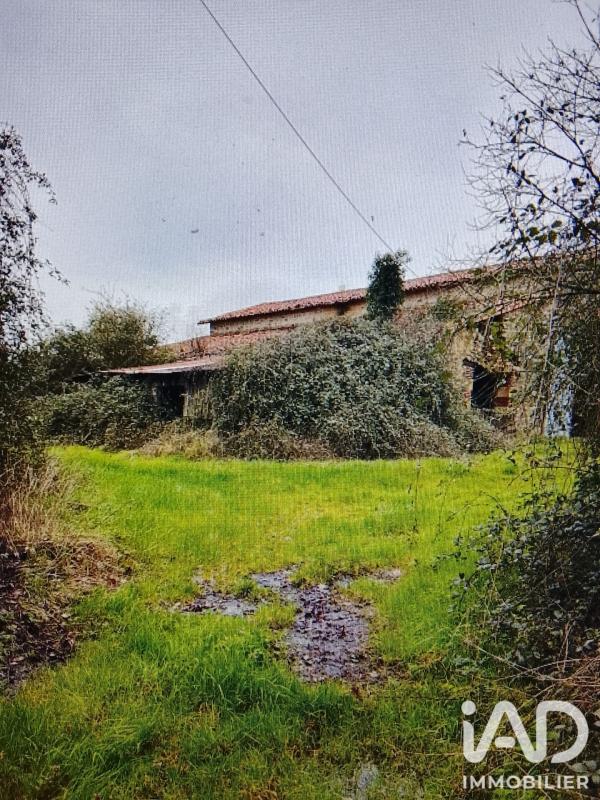Ferme 5 Pièce(s) Saint-Cyr-des-Gâts