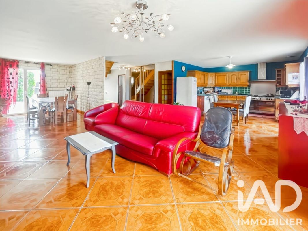 Maison 7 Pièce(s) Saint-Hilliers - Photo 5